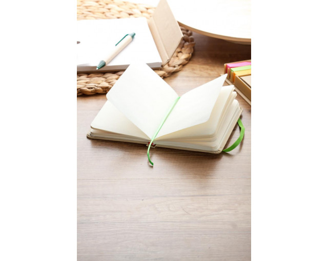 Notebook z papieru ekologicznego.