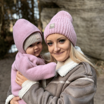 Czapka zimowa damska szara z wełny merino Benedetta z logo firmy w LazyStore!