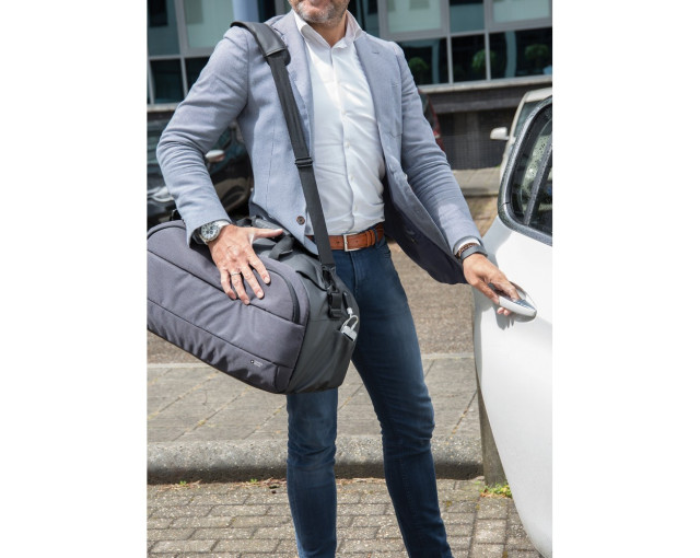 Torba sportowa, podróżna Swiss Peak z logo firmy w LazyStore!