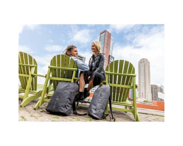 Urban Lite plecak chroniący przed kieszonkowcami, ochrona RFID z logo firmy w LazyStore!