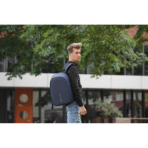 Bobby Hero Regular plecak chroniący przed kieszonkowcami z logo firmy w LazyStore!