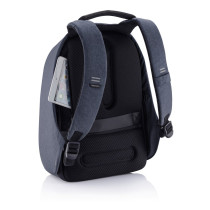 Bobby Hero Regular plecak chroniący przed kieszonkowcami z logo firmy w LazyStore!