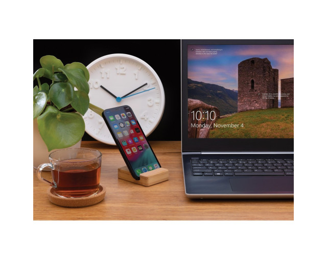 Bambusowy stojak na telefon z logo firmy w LazyStore!