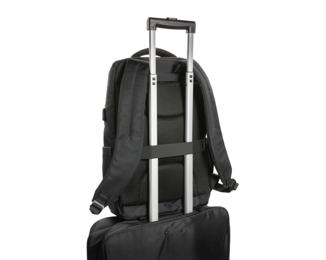 Plecak na laptopa Swiss Peak 15.6", ochrona RFID z logo firmy w LazyStore!