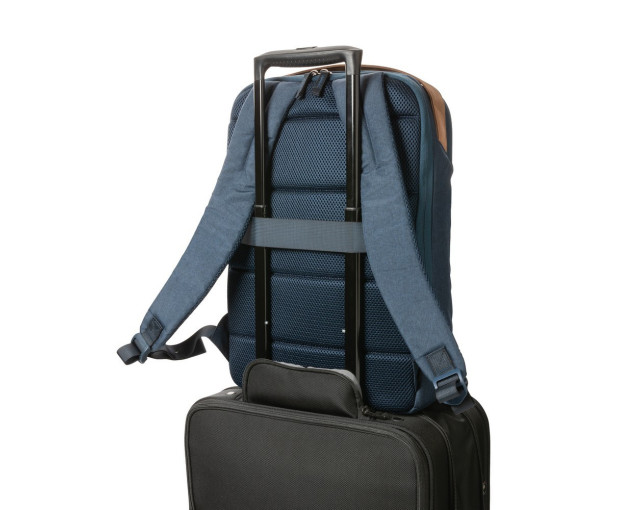Plecak na laptopa 15.6" Swiss Peak AWARE™ rPET z logo firmy w LazyStore!