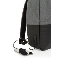 Plecak chroniący przed kieszonkowcami Swiss Peak AWARE™ RPET z logo firmy w LazyStore!