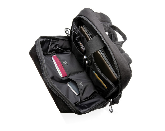 Plecak na laptopa Swiss Peak AWARE™, ochrona RFID z logo firmy w LazyStore!