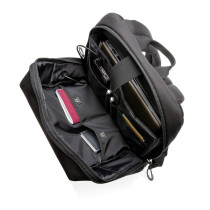 Plecak na laptopa Swiss Peak AWARE™, ochrona RFID z logo firmy w LazyStore!