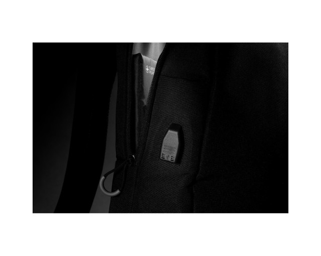 Plecak na laptopa Swiss Peak AWARE™, ochrona RFID z logo firmy w LazyStore!