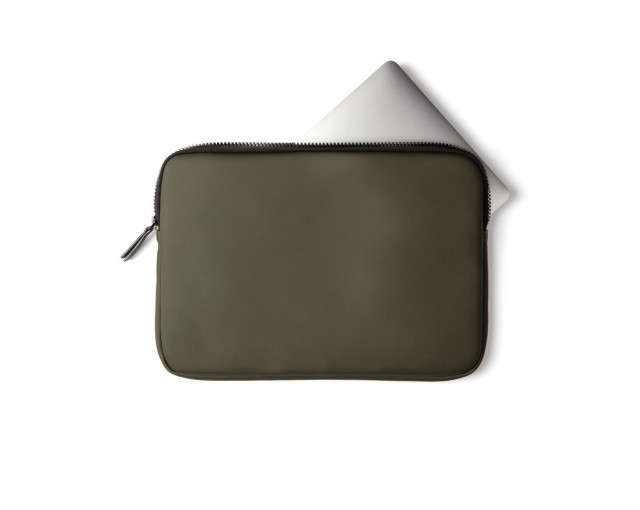 PV501618 | Pokrowiec na laptopa do 17" VINGA Baltimore z logo firmy w LazyStore!