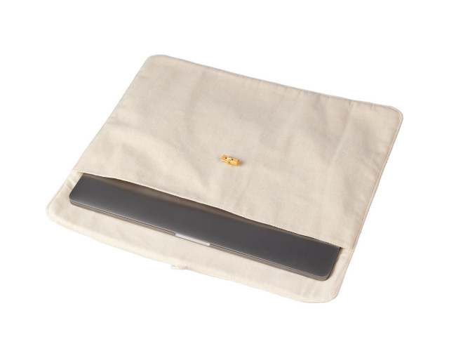 Pokrowiec na laptopa 15" z logo firmy w LazyStore!