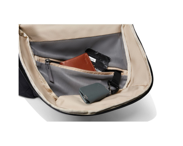 Plecak na laptopa 16" Bellroy Via z logo firmy w LazyStore!