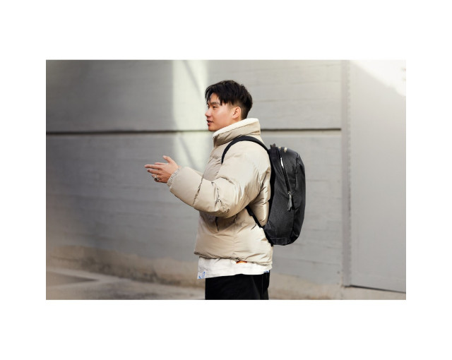 Plecak na laptopa 16" Bellroy Via z logo firmy w LazyStore!