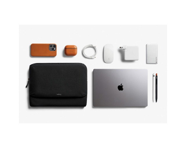 Pokrowiec na laptopa 16" Bellroy z logo firmy w LazyStore!