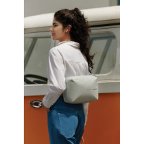 Wodoszczelna torba na ramię, saszetka Urban Sling z logo firmy w LazyStore!