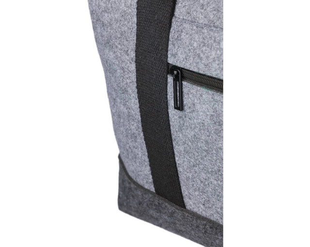 Torba sportowa, podróżna RPET z logo firmy w LazyStore!