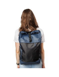 Zwijany plecak na laptopa 15" z logo firmy w LazyStore!