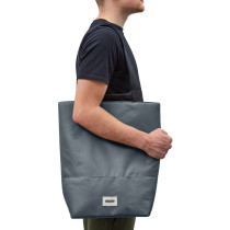 Torba termoizolacyjna Black+Blum z logo firmy w LazyStore!