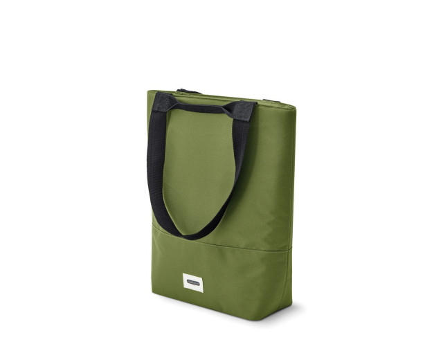 Torba termoizolacyjna Black+Blum z logo firmy w LazyStore!