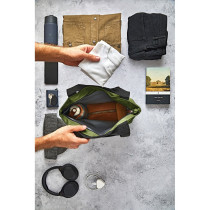 Torba termoizolacyjna Black+Blum z logo firmy w LazyStore!