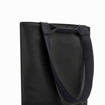 Torba termoizolacyjna Black+Blum z logo firmy w LazyStore!