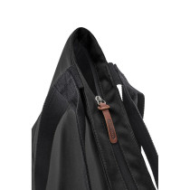 Torba termoizolacyjna Black+Blum z logo firmy w LazyStore!