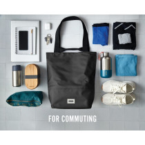 Torba termoizolacyjna Black+Blum z logo firmy w LazyStore!
