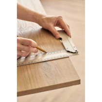 Kątownik 30 cm z logo firmy w LazyStore!