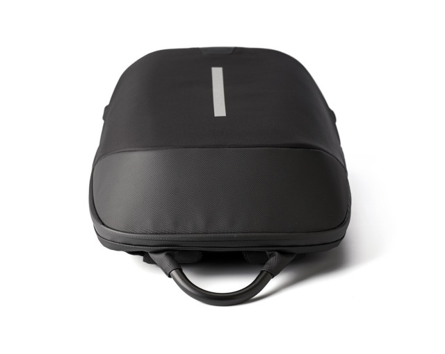 Plecak na laptopa 15" z funkcją redukcji wagi z logo firmy w LazyStore!