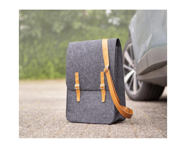 Torba na laptopa 14" z filcu RPET z logo firmy w LazyStore!