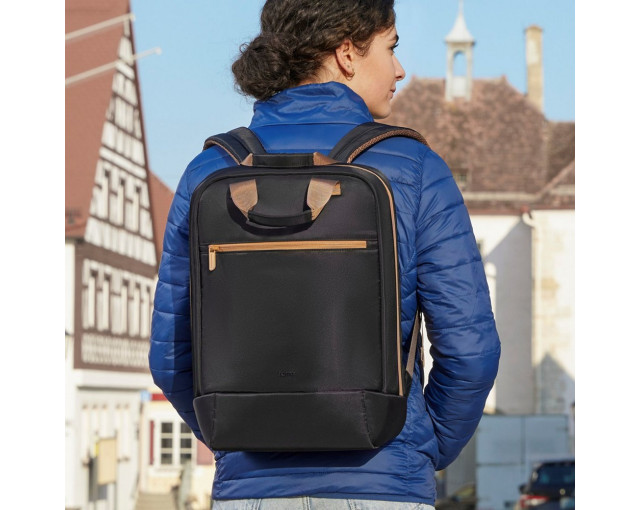 Plecak laptopa 16,2" Hama Lightweight z logo firmy w LazyStore!