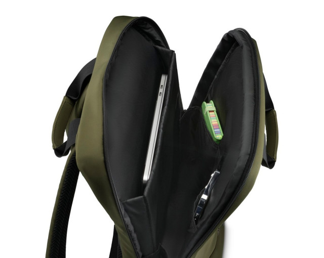 Plecak laptopa 16,2" Hama Lightweight z logo firmy w LazyStore!