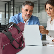 Torba na laptopa 15,6"-16,2" Hama Ultimate z logo firmy w LazyStore!