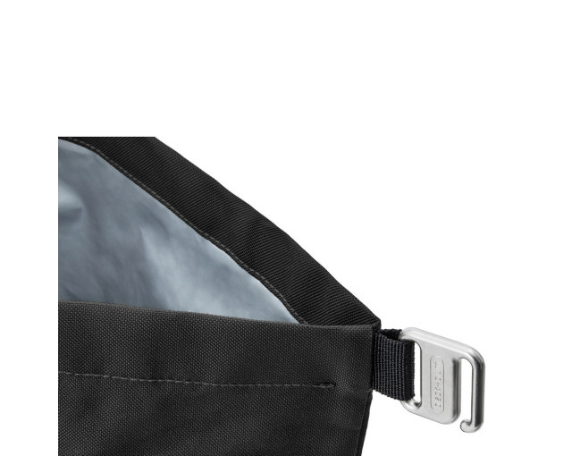Torba termoizloacyjna Black+Blum z logo firmy w LazyStore!