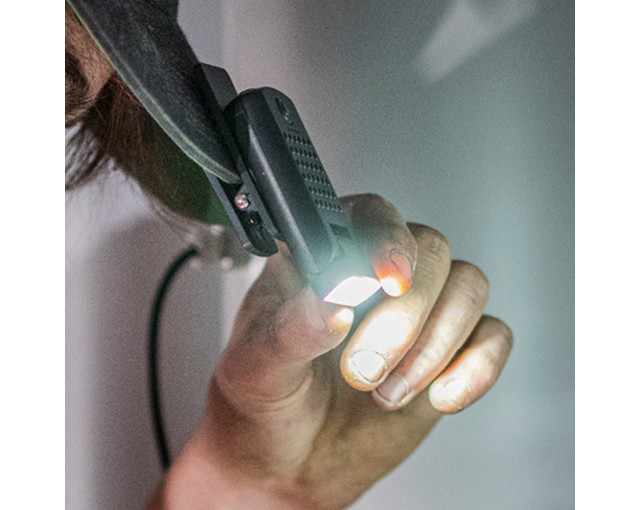 Latarka warsztatowa Ledlenser z logo firmy w LazyStore!