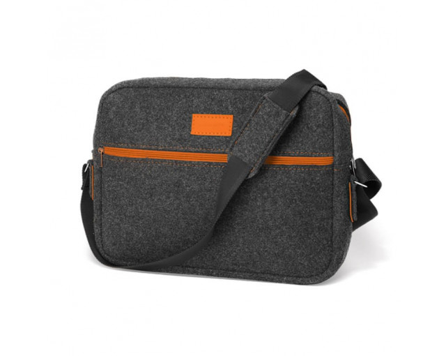 Filcowa torba miejska z logo firmy w LazyStore!