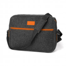 Filcowa torba miejska z logo firmy w LazyStore!