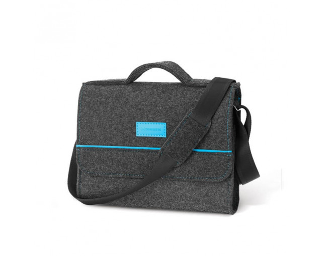 Filcowa torba na laptopa z logo firmy w LazyStore!